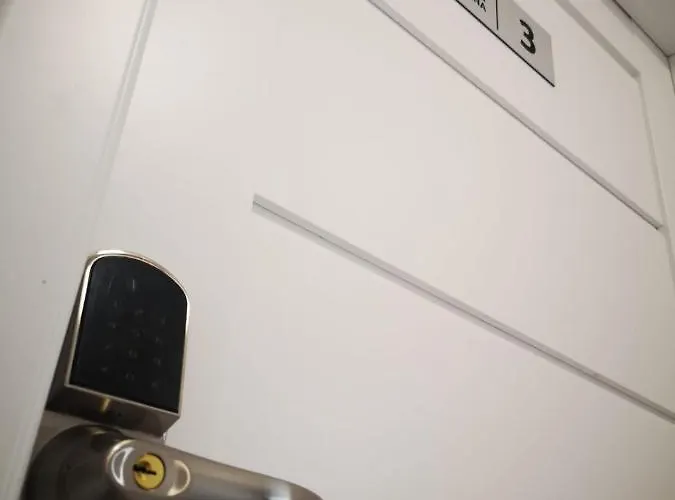 Lena 3 ראסיבורז'